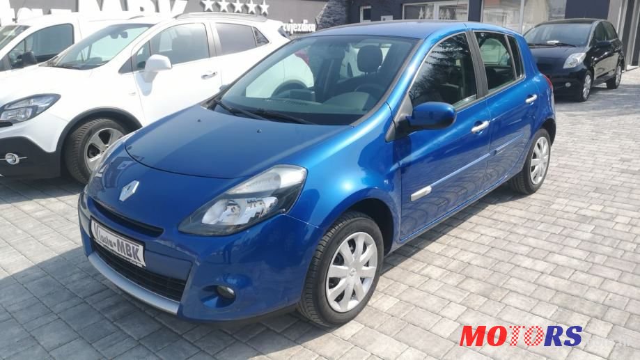2011' Renault Clio 1,5 Dci photo #1