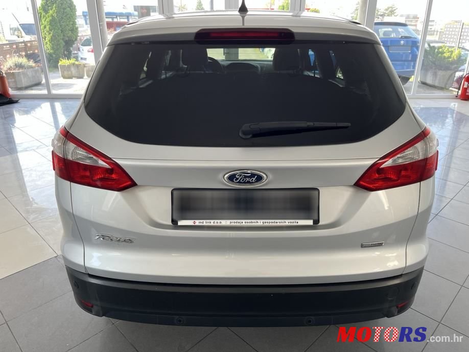 2013' Ford Focus Karavan photo #6