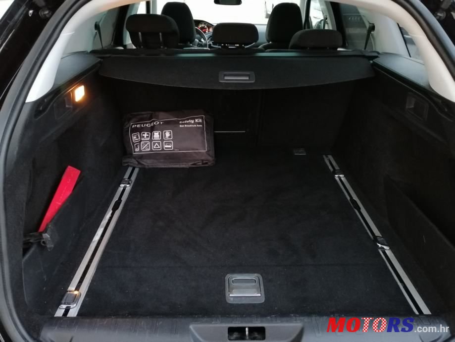 2014' Peugeot 308 Sw photo #4