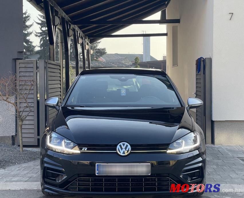 2019' Volkswagen Golf 7 2,0 R photo #1