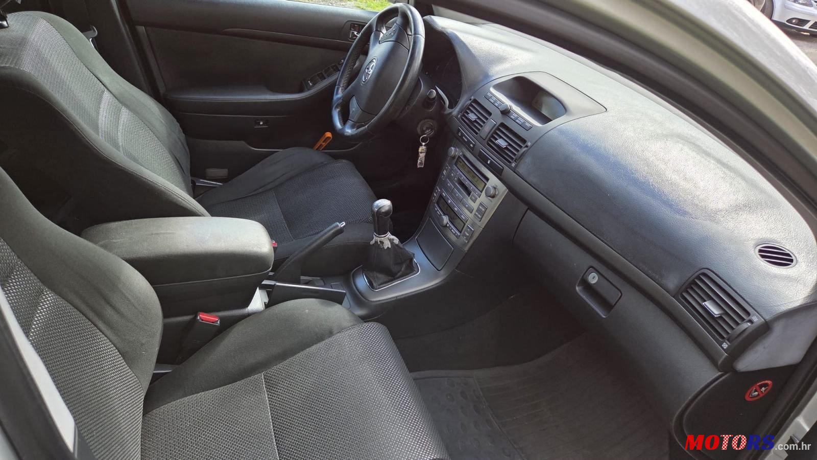 2005' Toyota Avensis 1,8 Vvt-I photo #6