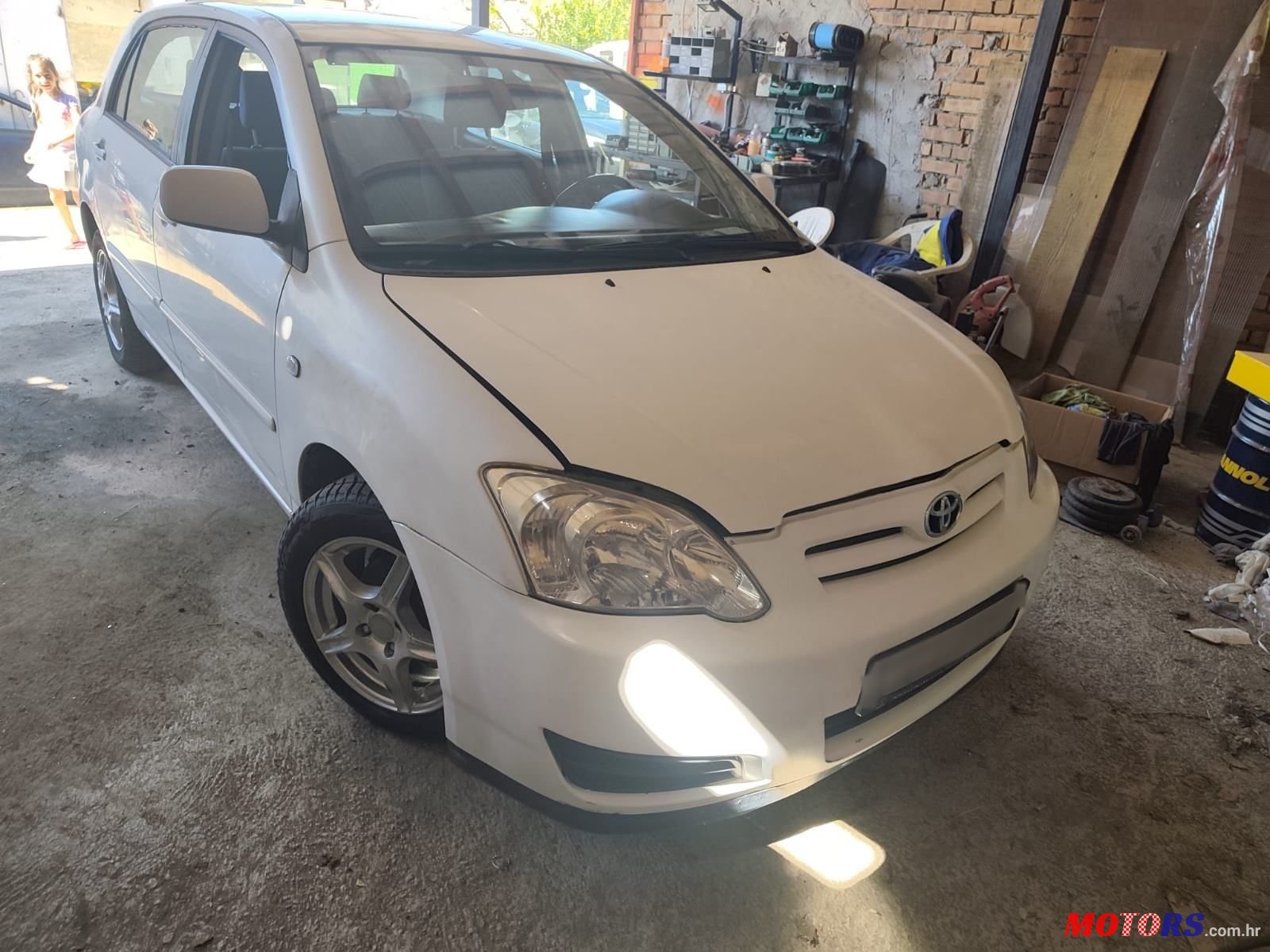 2004' Toyota Corolla Vvti photo #3