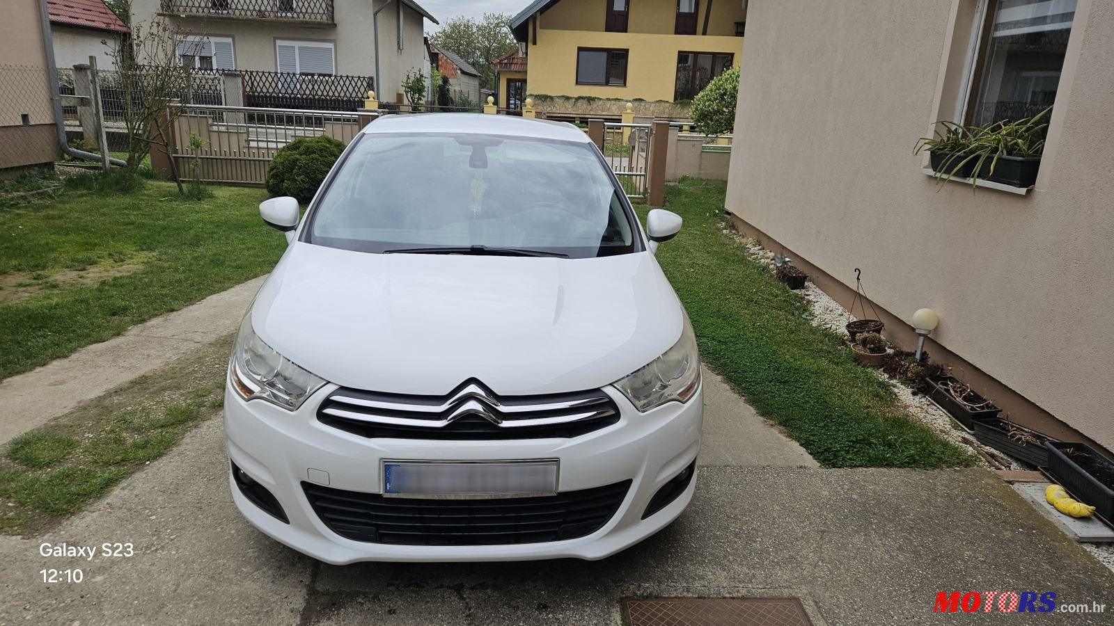 2013' Citroen C4 1,6 Hdi photo #1