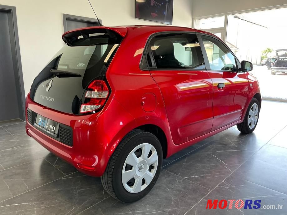 2014' Renault Twingo 1.0 photo #6