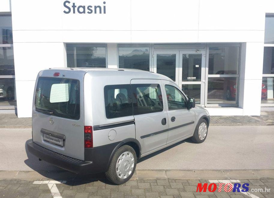2006' Opel Combo 1,7 Cdti photo #1