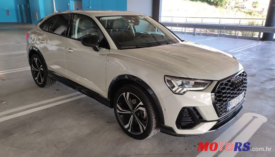 2021' Audi Q3 35 Tdi photo #3