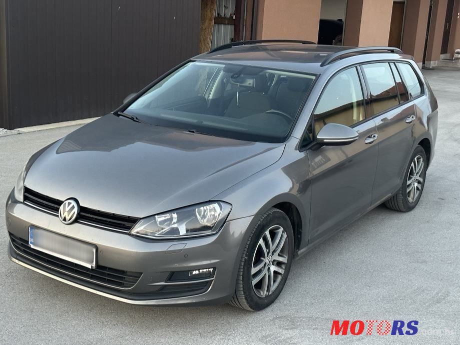 2013' Volkswagen Golf 7 Variant photo #3