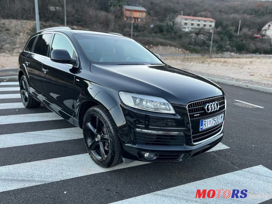 2008' Audi Q7 photo #1