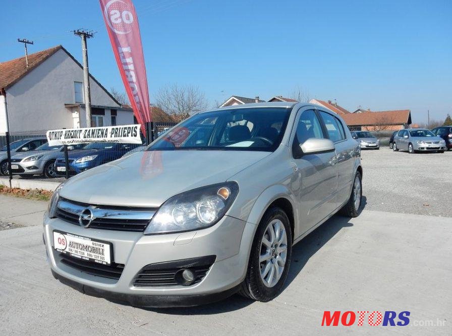 2006' Opel Astra 1,7 Cdti photo #1
