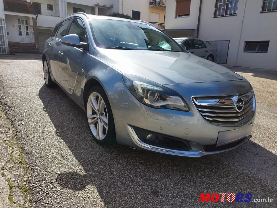 2014' Opel Insignia Karavan photo #2