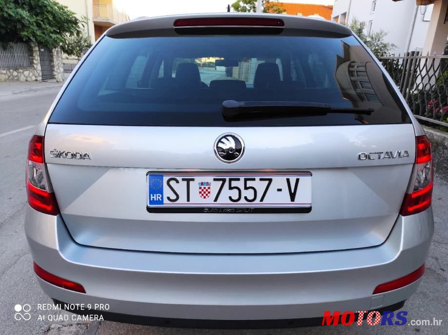 2016' Skoda Octavia Combi photo #4