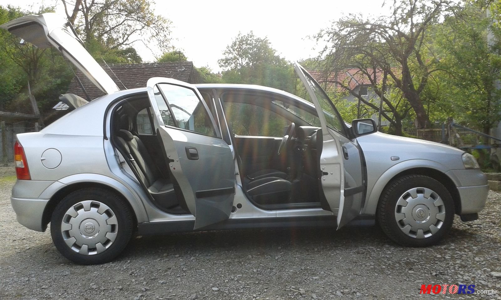 2009' Opel Astra G photo #2