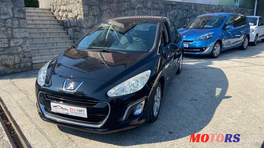 2011' Peugeot 308 1,6 E-Hdi photo #1