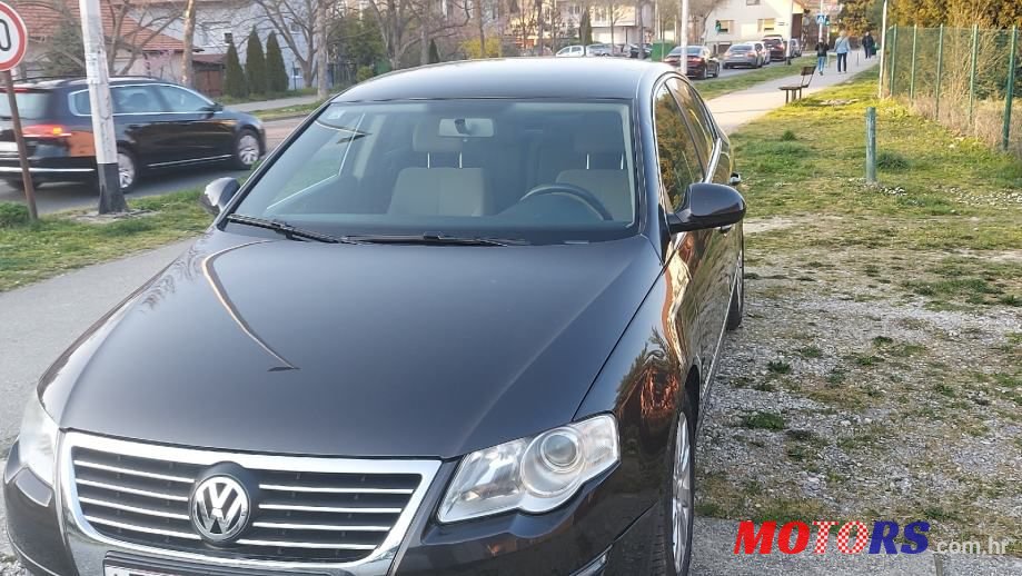 2010' Volkswagen Passat 2,0 Tdi photo #1