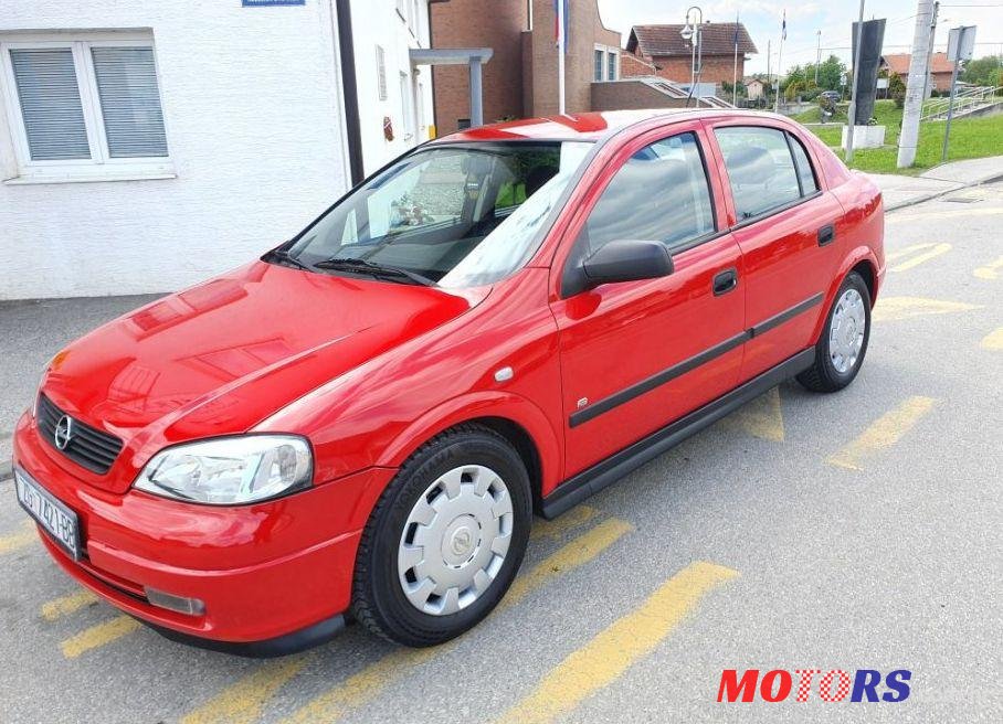 2006' Opel Astra 1,4 16V photo #1