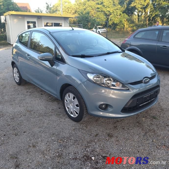2009' Ford Fiesta photo #2