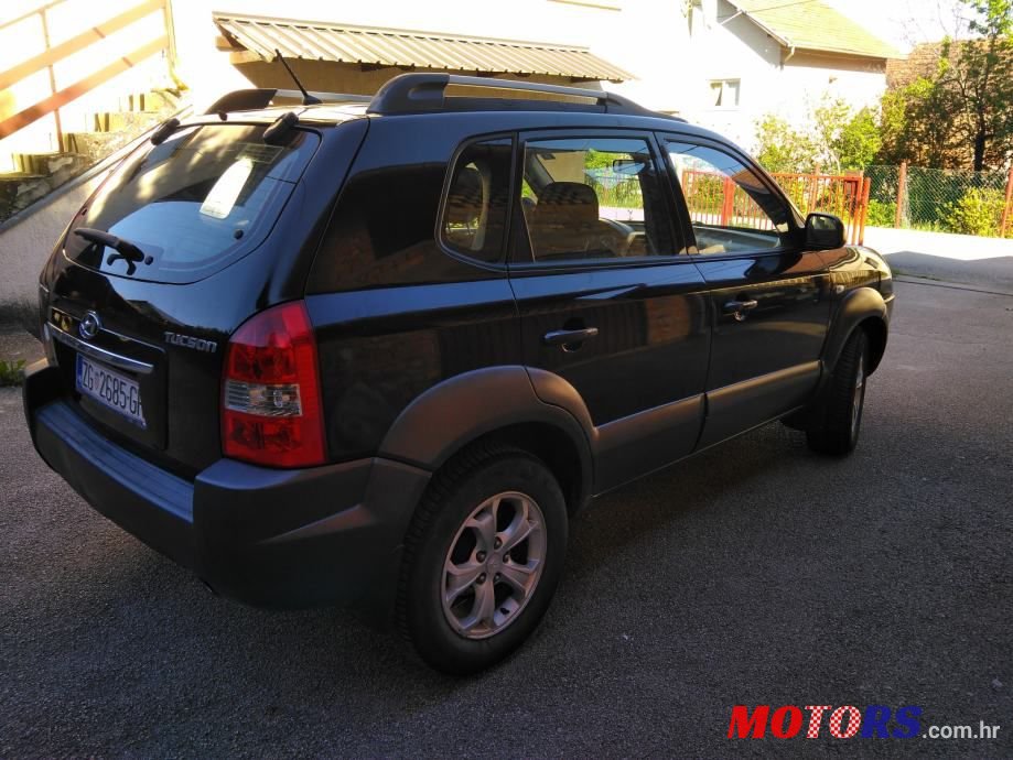 2008' Hyundai Tucson 2,0 photo #3