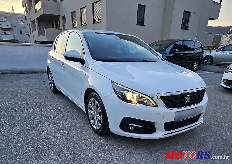 2019' Peugeot 308 1,5 Bluehdi photo #1
