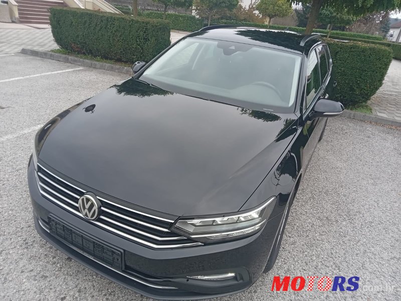 2019' Volkswagen Passat Variant photo #4