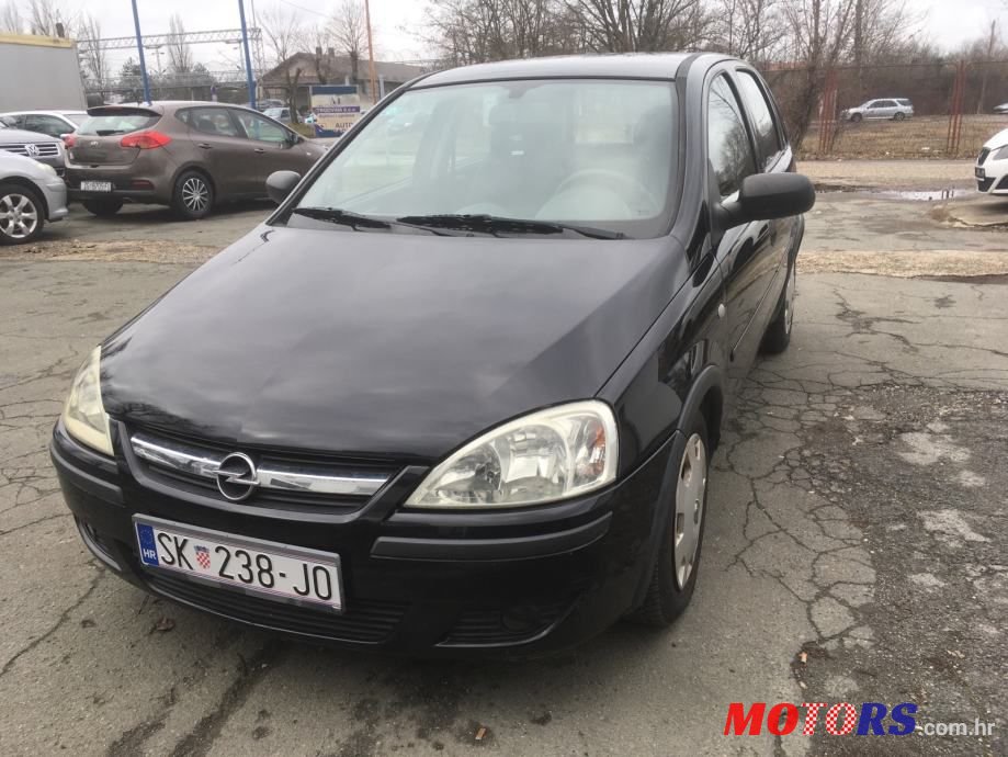 2005' Opel Corsa photo #2