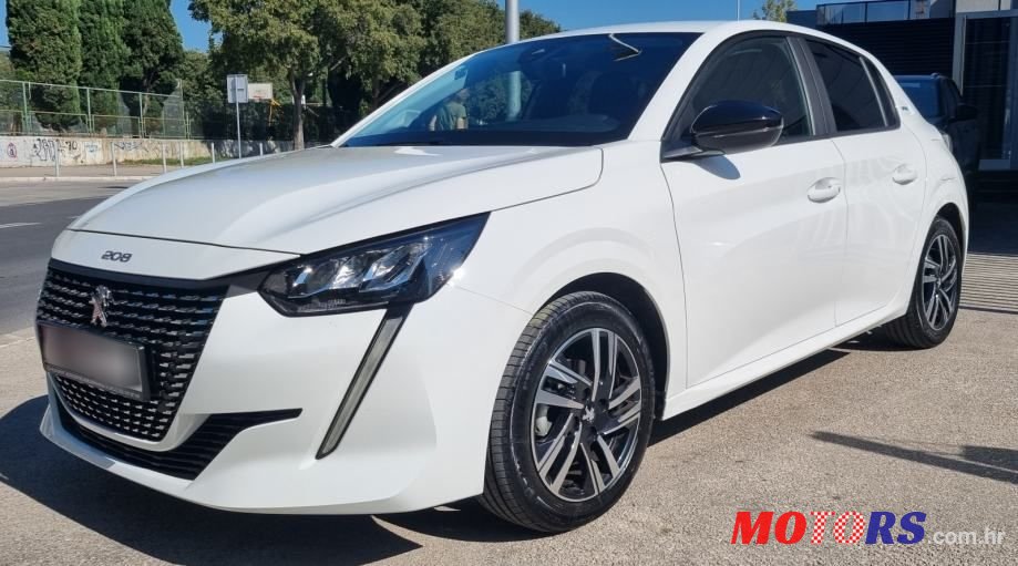 2023' Peugeot 208 1,2 photo #1