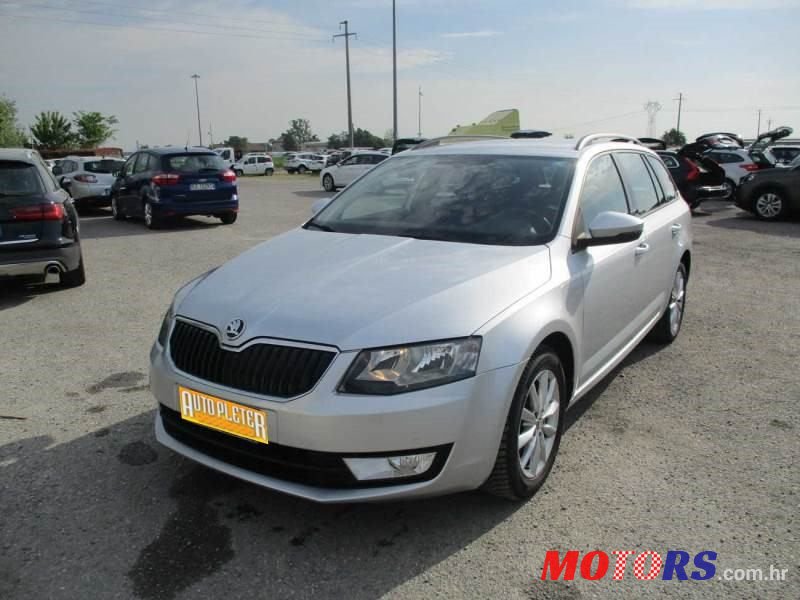 2015' Skoda Octavia Combi photo #1