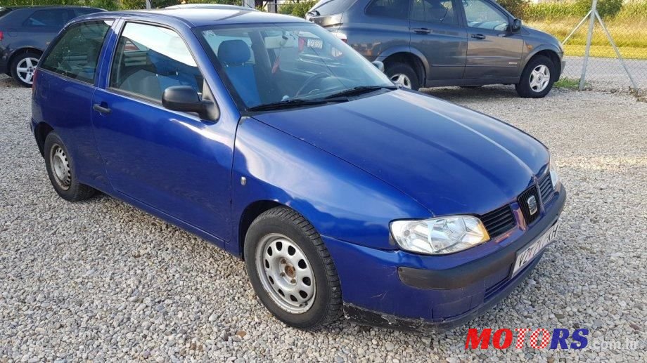2001' SEAT Ibiza 1,9 Sdi photo #2