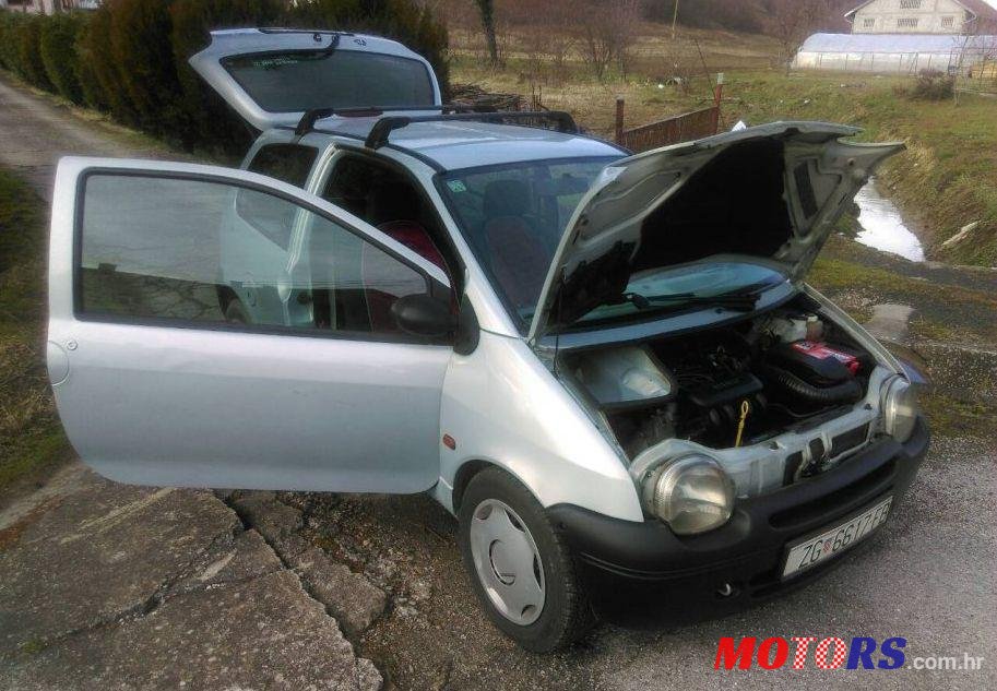 2001' Renault Twingo 1,2 photo #2