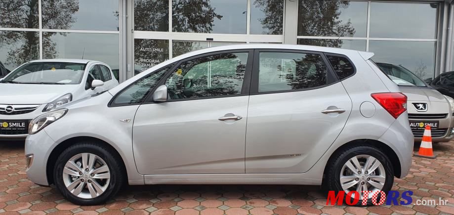 2011' Hyundai Ix20 photo #3