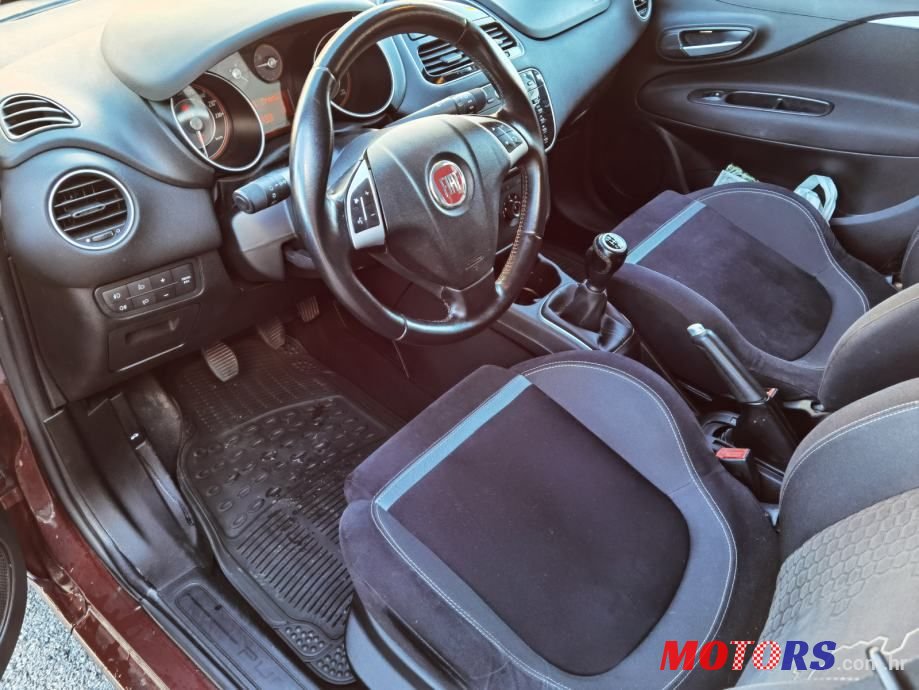 2014' Fiat Punto photo #6