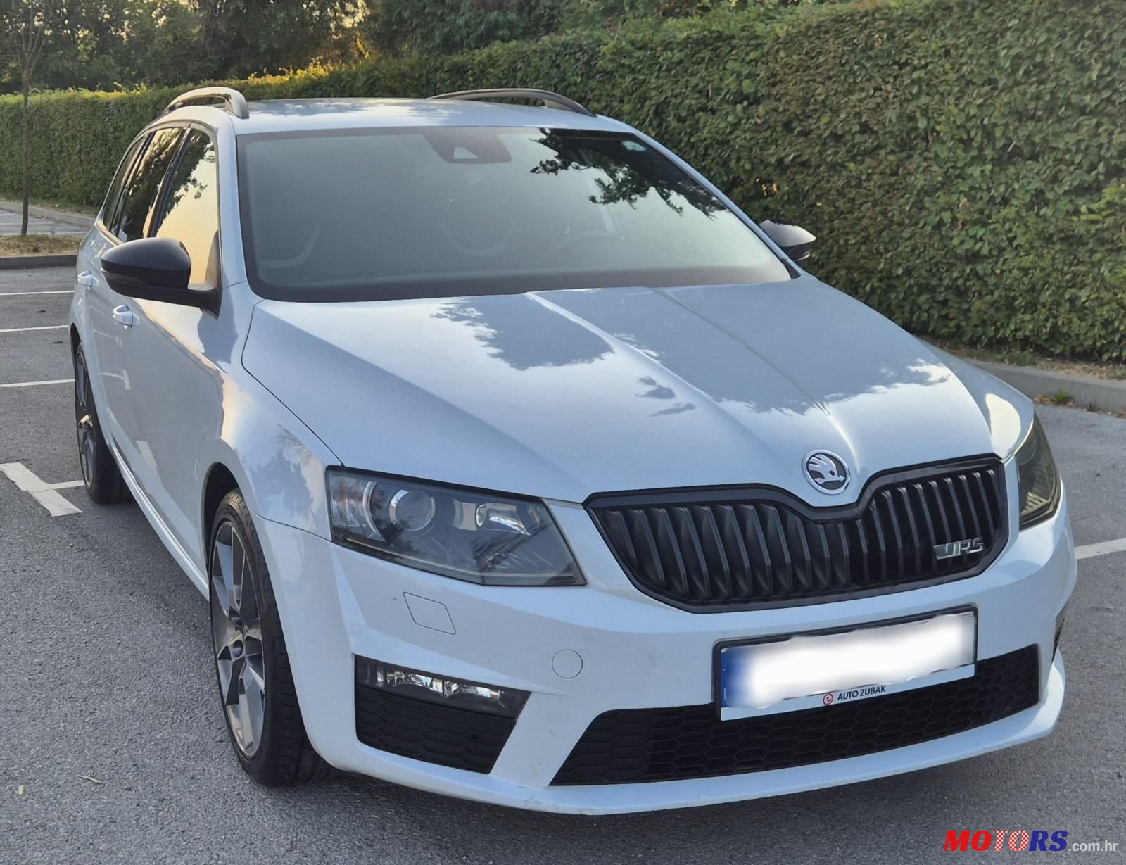 2014' Skoda Octavia Combi photo #1