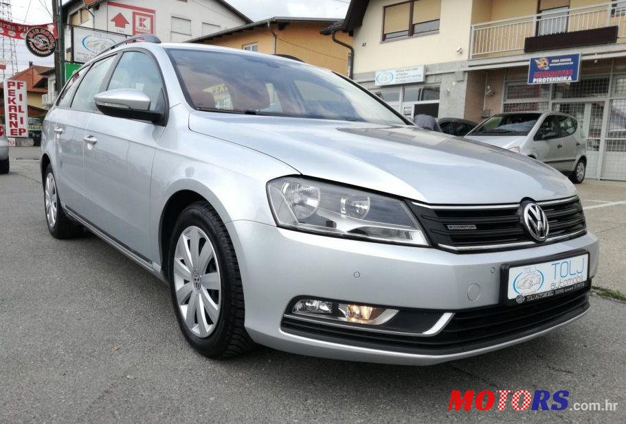 2012' Volkswagen Passat Variant 1,6 Tdi Bmt photo #2