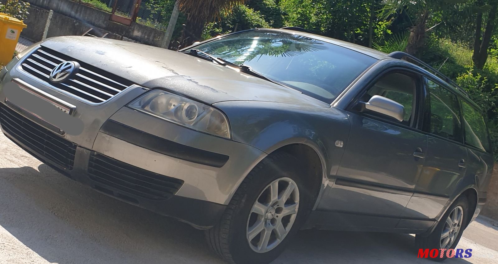 2002' Volkswagen Passat 1.9 TDI photo #1