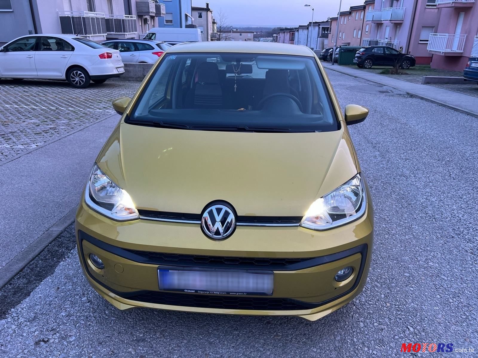 2016' Volkswagen Up! 1,0 photo #2