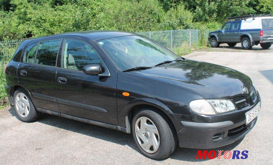 2001' Nissan Almera 1,5 16V photo #2