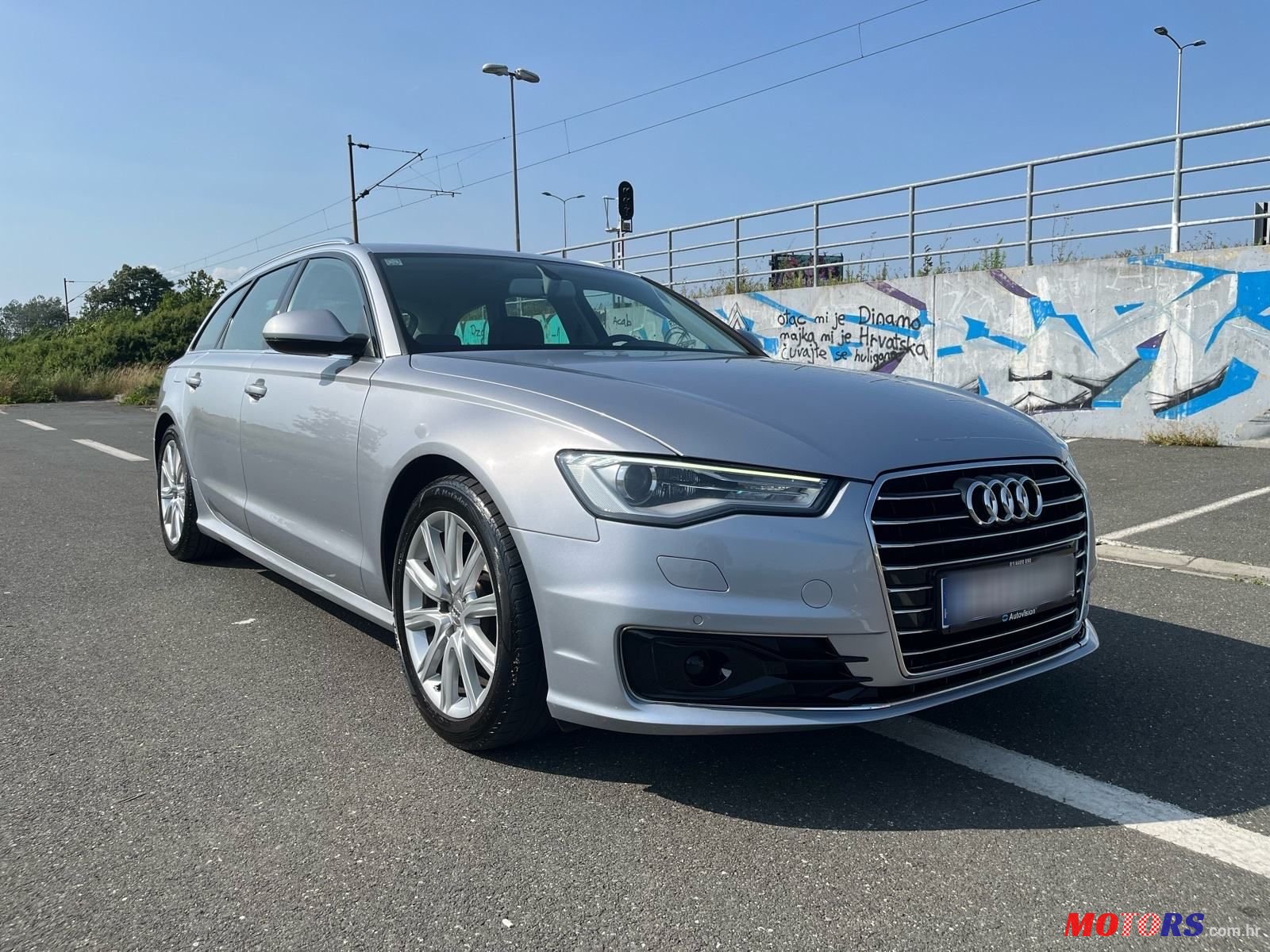 2015' Audi A6 Avant photo #1