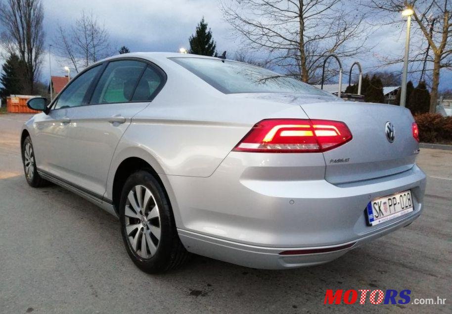 2014' Volkswagen Passat 1,6 Tdi Bmt photo #1