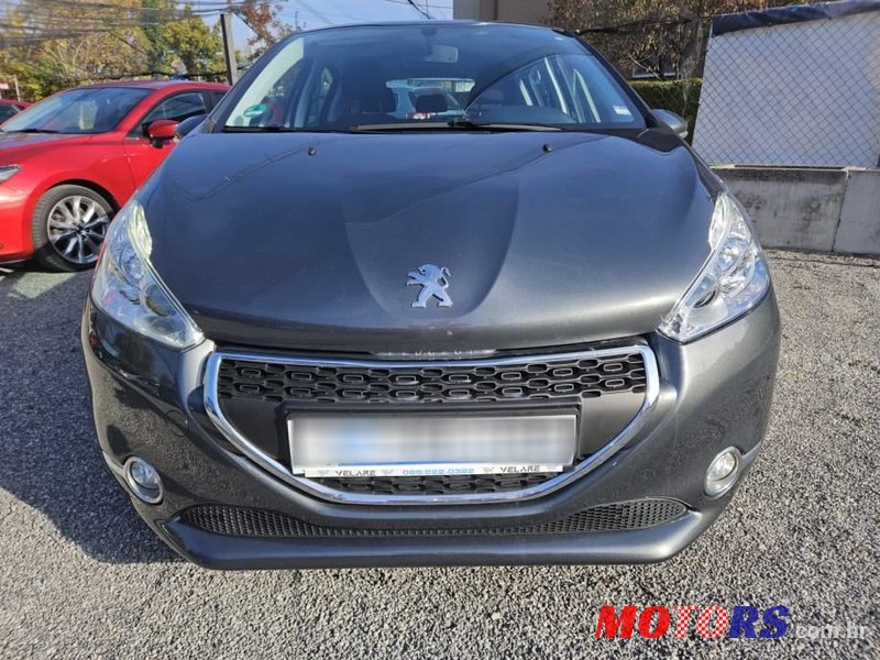 2015' Peugeot 208 1,2 photo #4
