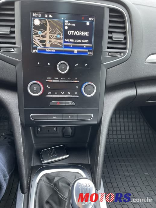 2018' Renault Megane Grandtour photo #3