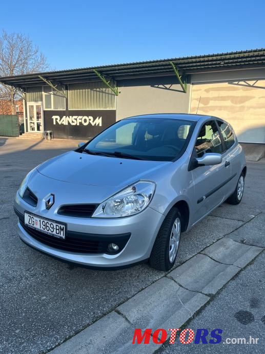 2006' Renault Clio 1,2 16V photo #1