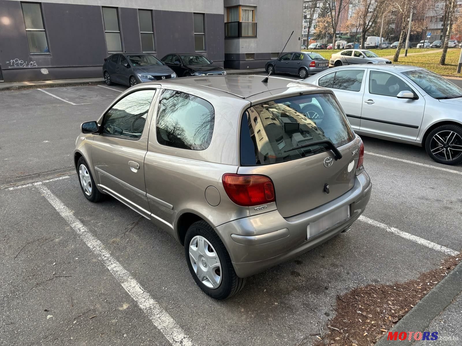 2005' Toyota Yaris 1,3 Vvt-I photo #1