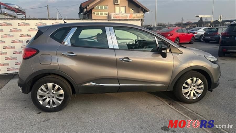 2016' Renault Captur Dci 90 photo #4