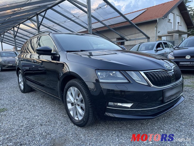 2018' Skoda Octavia Combi photo #3