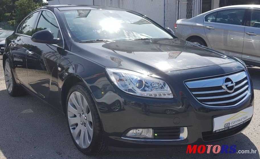 2013' Opel Insignia 2,0 Cdti Sport photo #1
