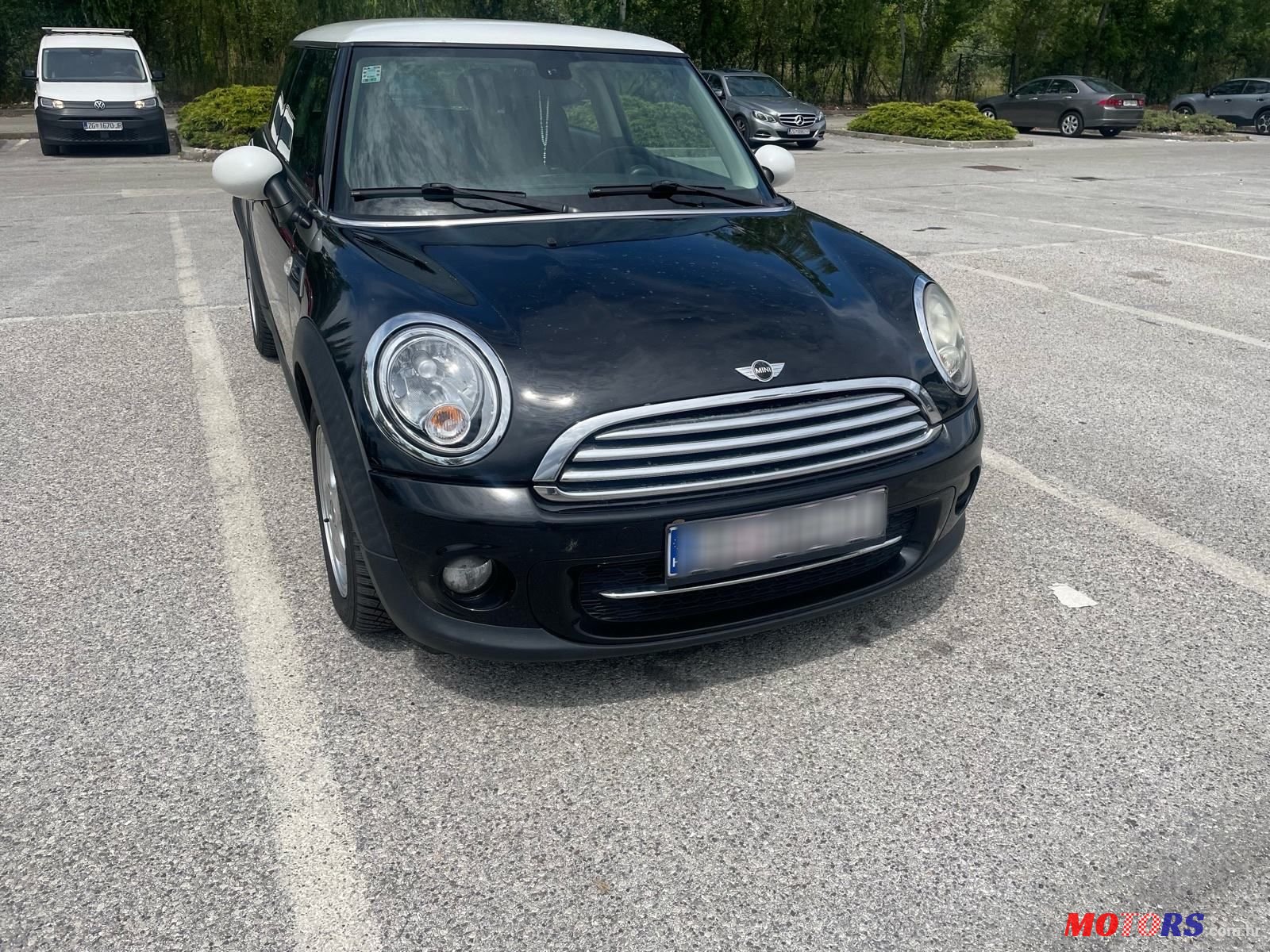 2010' MINI Cooper Cooper D photo #2