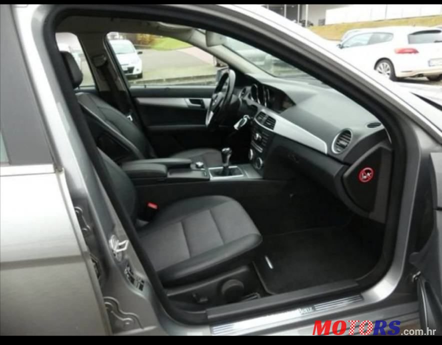 2012' Mercedes-Benz C-Klasa 200 Cdi photo #4