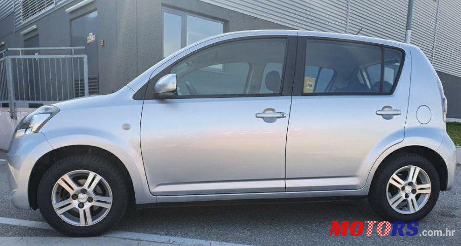 2008' Subaru Justy 1,0 photo #1