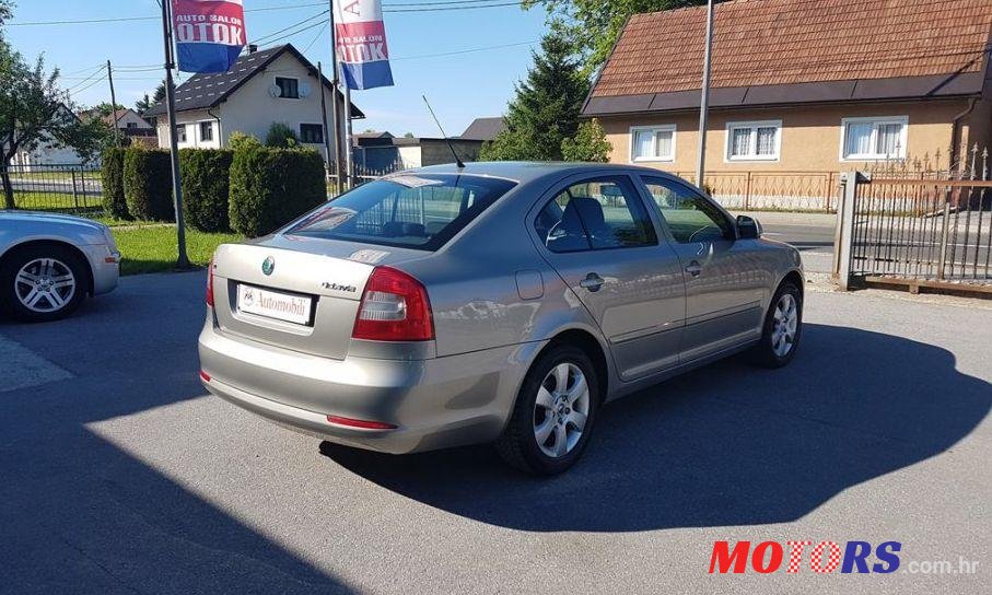 2010' Skoda Octavia 1,6 Tdi photo #2