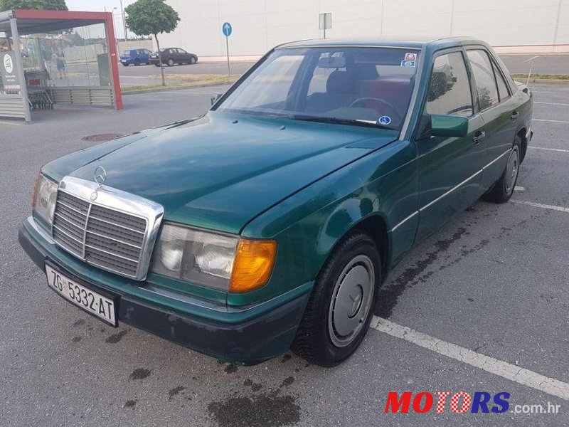 1991' Mercedes-Benz 124 200 D photo #1