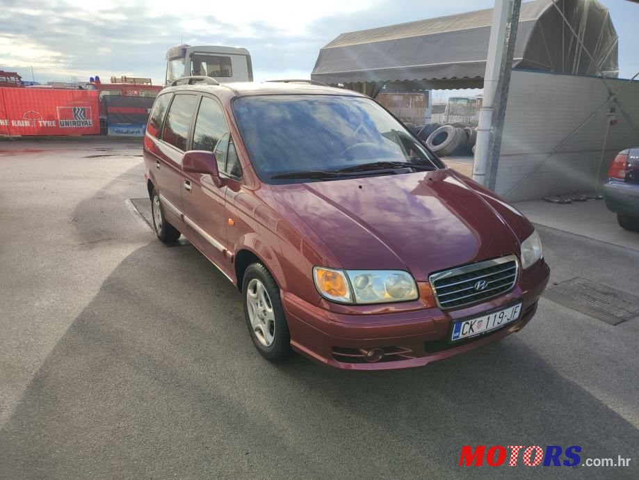 2003' Hyundai Trajet photo #4